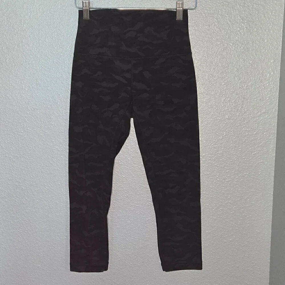 Lululemon Align Crop *21